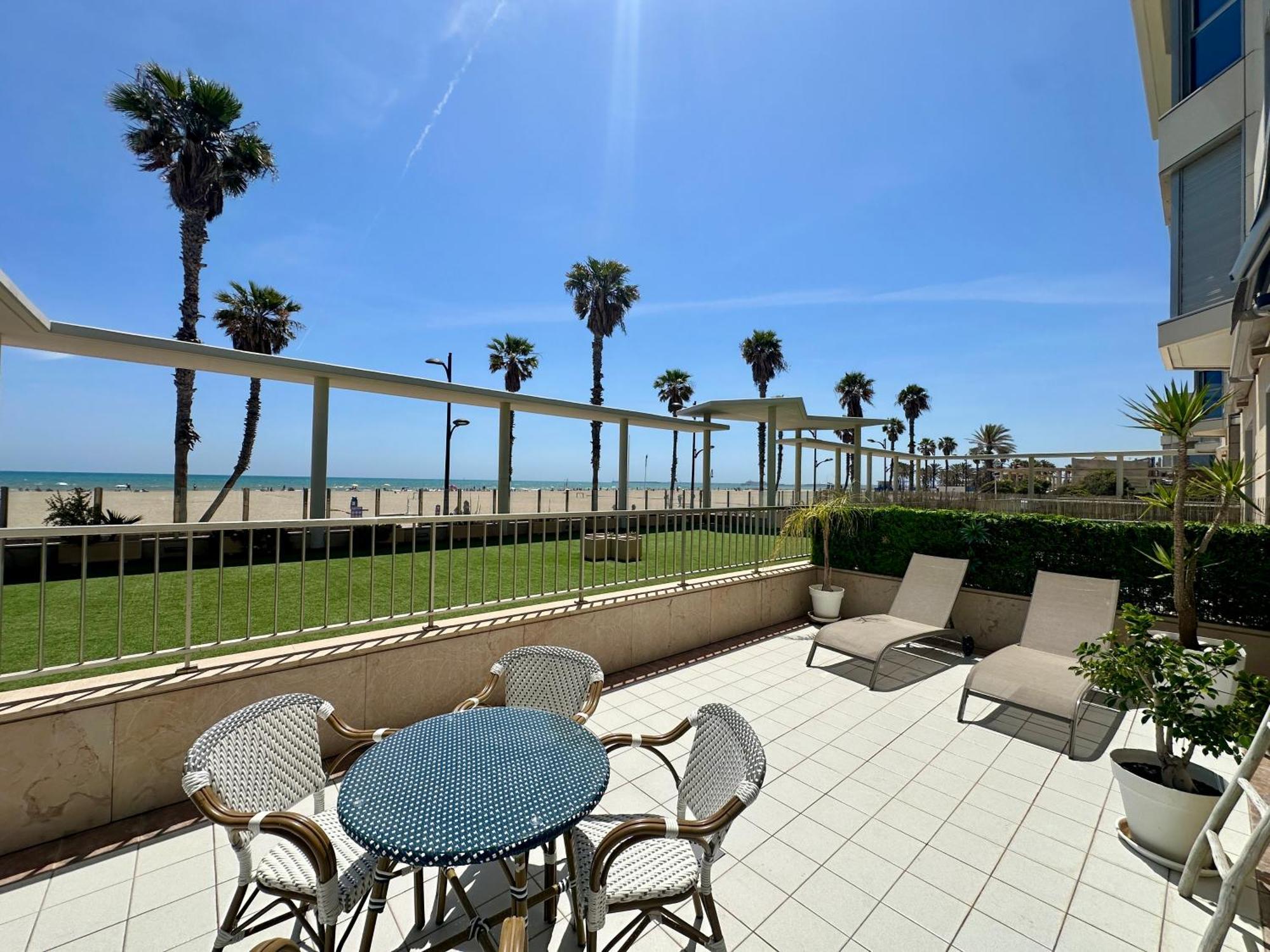 Reinapart Patacona Beachfront Seaview Apartment Valencia Exterior photo